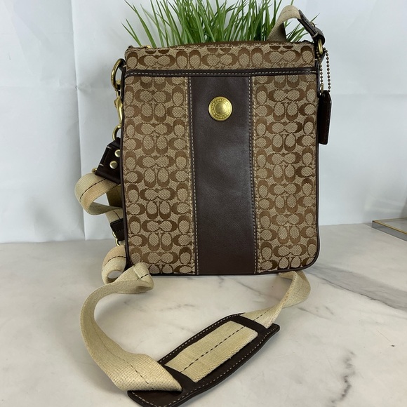 Coach Signature Brown and Tan Crossbody Shoulder Bag - Picture 2 of 12